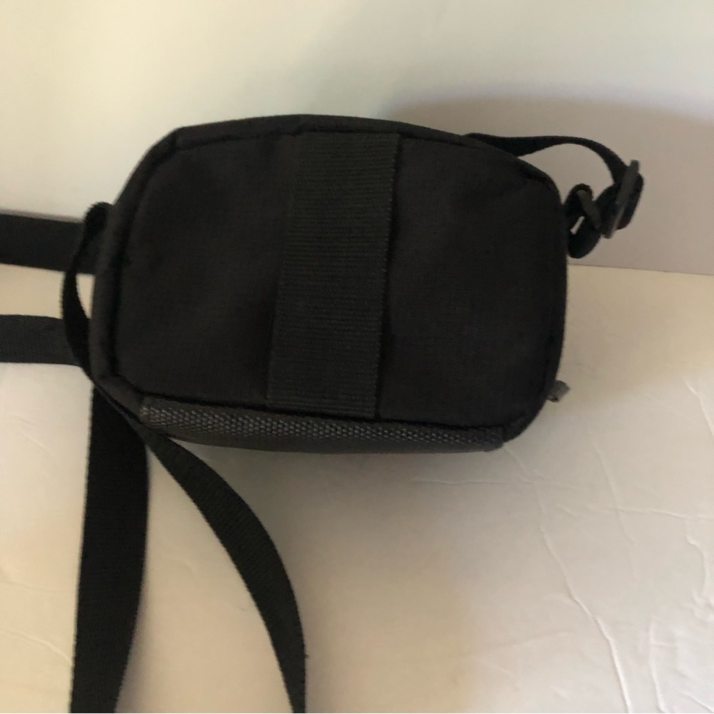 Bushnell Camera Bag - Picture 2 of 4